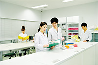 薬学科
